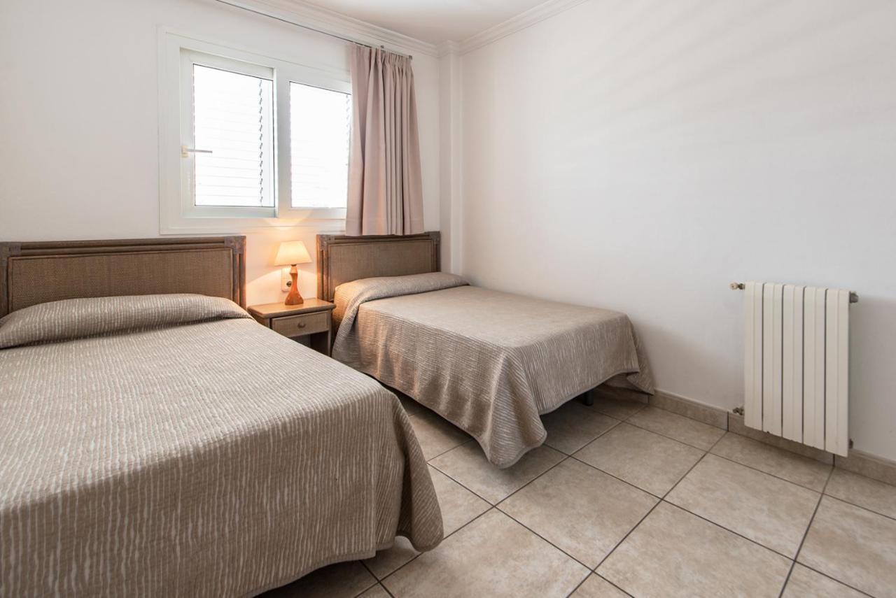 Apartamentos Es Cane Es Cana Εξωτερικό φωτογραφία