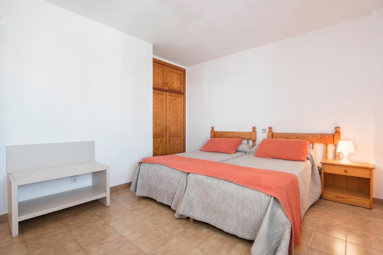 Apartamentos Es Cane Es Cana Εξωτερικό φωτογραφία